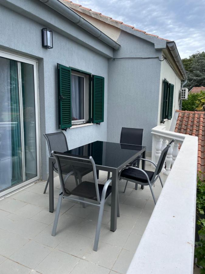 Enna Apartment 4 Meerblick Perfect Location Medulin Exterior foto